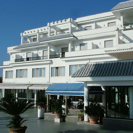 Hotel Sakura Torre del Greco Exterior foto